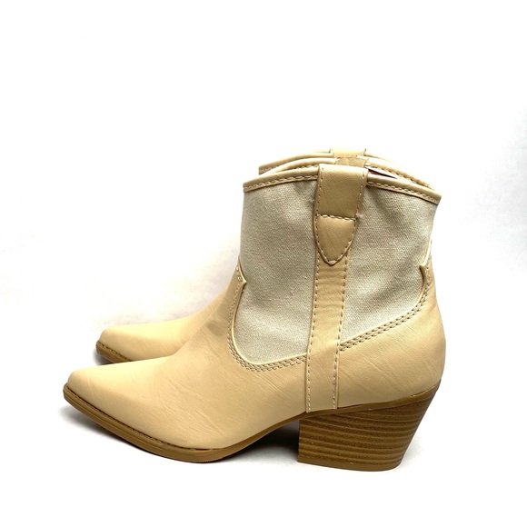 Universal Thread Women's Cream Kay Western Style Zip Boot/Bootie Size 7.5 NWT - Picture 5 of 12